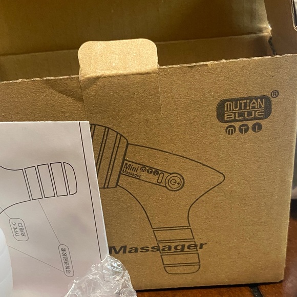 Mutian Blue / Black Mini Massager With Cover - Picture 5 of 5